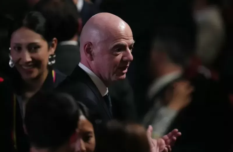 欧足联、亚足联、中北美及加勒比海足联就世界杯私有化计划抨击因凡蒂诺