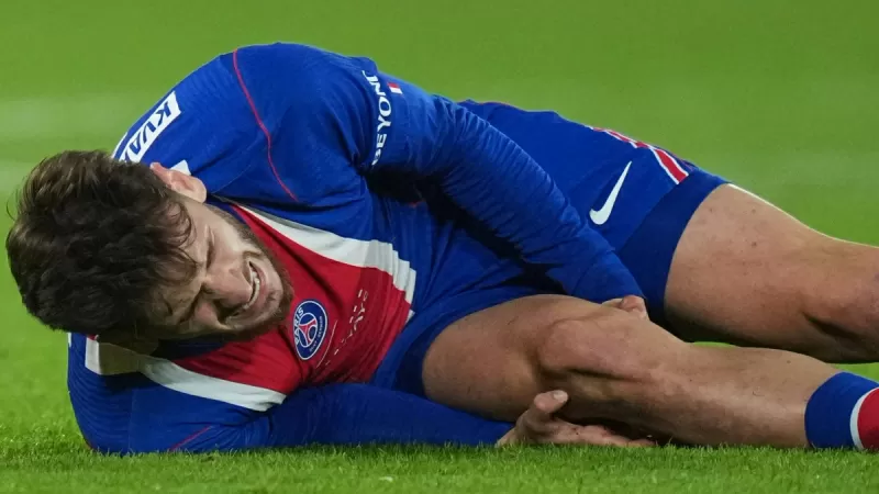 克里斯蒂亚诺在发出令人心碎的“为什么是我？”后向克瓦拉茨赫利亚发送了一条信息。由于他受了重伤