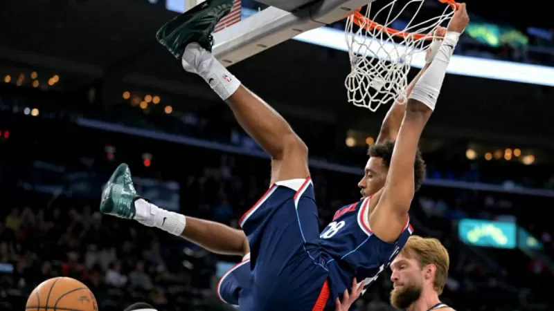 巴巴·米勒 (Baba Miller)，第 22 位进入 NBA 的西班牙人，在他的首秀中展现了他的渴望