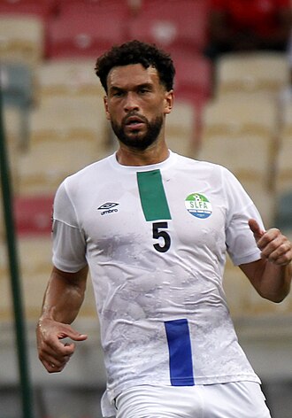 史蒂文·考尔克（Steven Caulker）照片