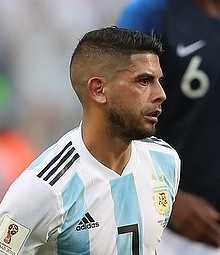 埃弗·巴内加（Éver Banega）照片