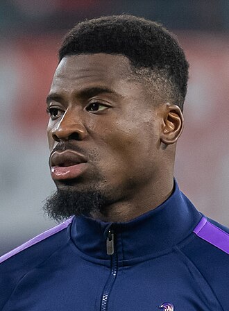 塞尔日·奥里尔（Serge Aurier）照片