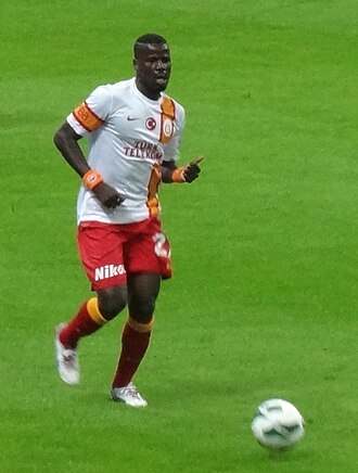 埃马纽埃尔·埃布埃（Emmanuel Eboué）照片