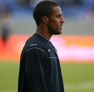 韦恩·劳特利奇（Wayne Routledge）照片