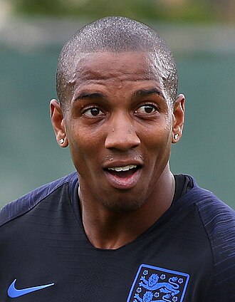 阿什利·杨（Ashley Young）照片