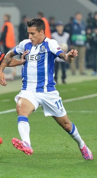 克里斯蒂安·特洛（Cristian Tello）照片