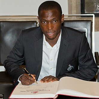 安东尼·乌贾（Anthony Ujah）照片