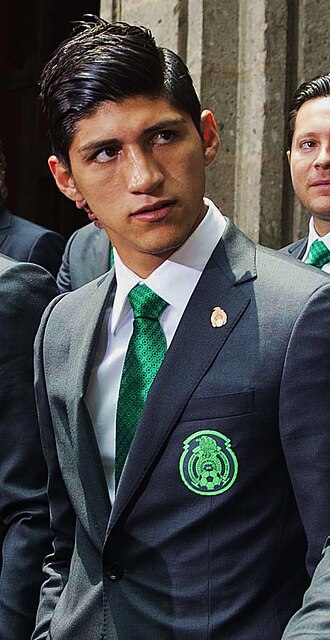 艾伦·普利多（Alan Pulido）照片