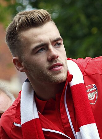 卡伦·钱伯斯（Calum Chambers）照片