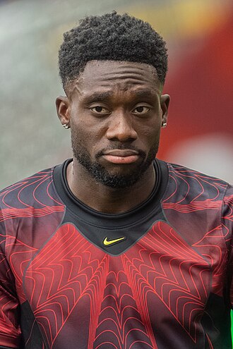 戴维斯（Alphonso Davies）照片