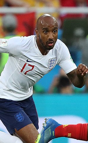 法比安·德尔夫（Fabian Delph）照片