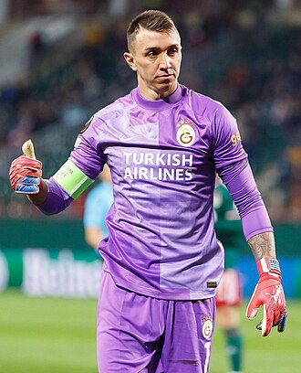 费尔南多·穆斯莱拉（Fernando Muslera）照片