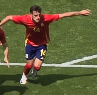 艾马尔·奥罗斯（Aimar Oroz）照片