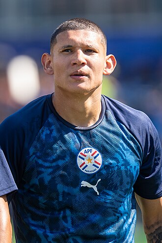 胡安·何塞·卡塞雷斯（Juan José Cáceres）照片